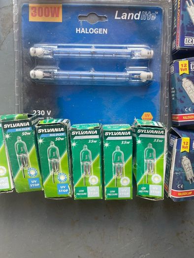 Selection of UNUSED light bulbs (Philips)