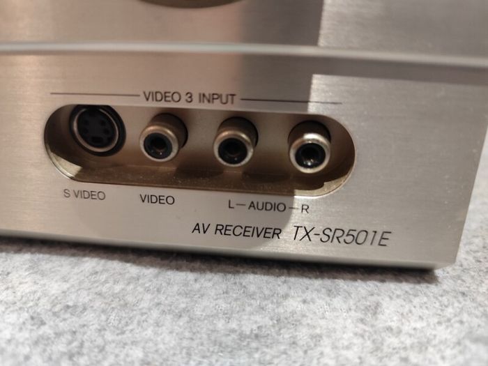 Onkyo TX-SR501e 6.1 channel amplifier 65W per channel