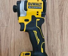 Dewalt