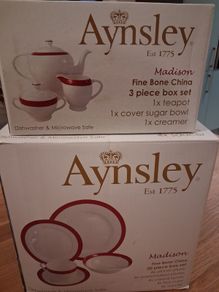Aynsley China 16 piece Dinner Set & Tea Set