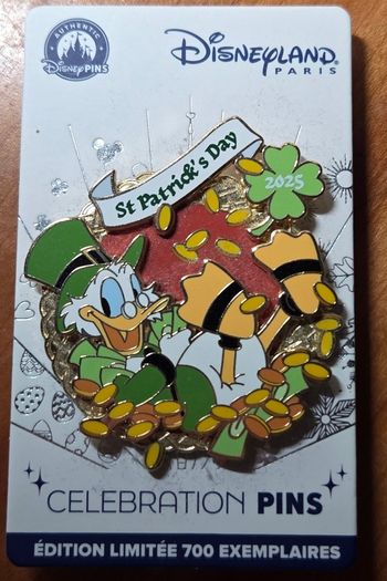 Scrooge McDuck LE 700 Disneyland Pin