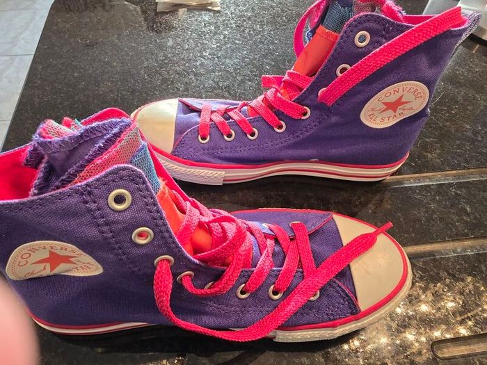 Converse size 4 worn a handful of times