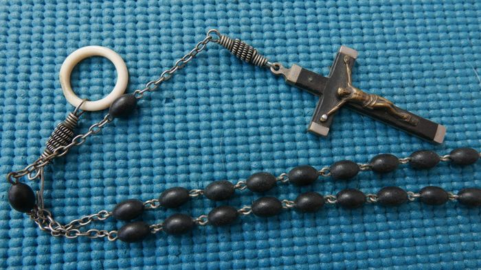 Vintage Nuns Rosary 45 Inches Long