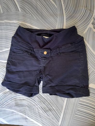 Maternity shorts