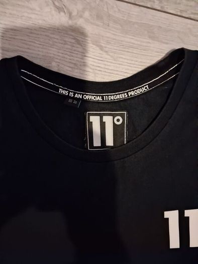 x2 Bundle - 11 Degree T-Shirt & Farah T-Shirt - Size - Large - RRP - 35.99 & 35.99