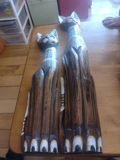 Antique wooden cats
