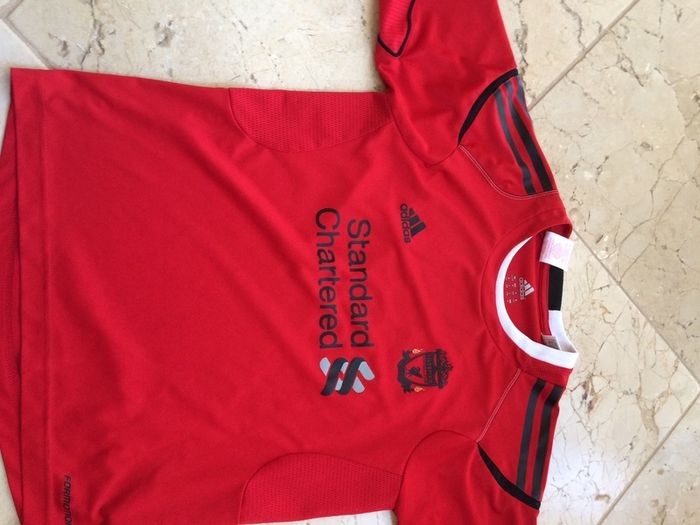 Liverpool short sleeved top age 11-12