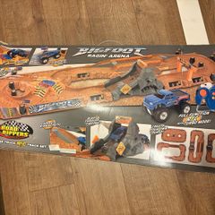 Road rippers bigfoot monster truck and track set