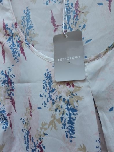 Anthology Sleeveless  Top. S.20 B.N.W.T.