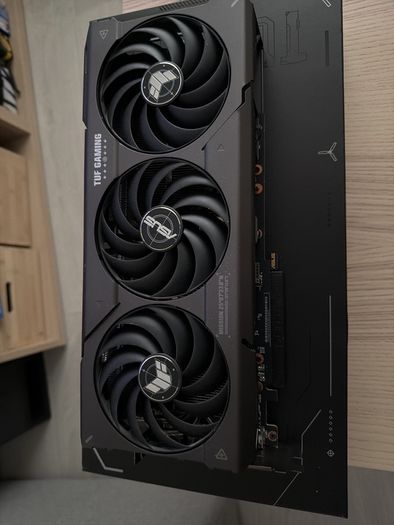 Asus TUF rx 7800xt 16gb