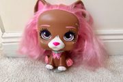 VIP Pets Mega Pet Dog Nyla Toy Figure Head  IMC Toys approx. 21 cm. Used Please see photos
