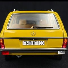 Mercedes 200t - W123 Estate - 1982 - 1/18 - New In Box