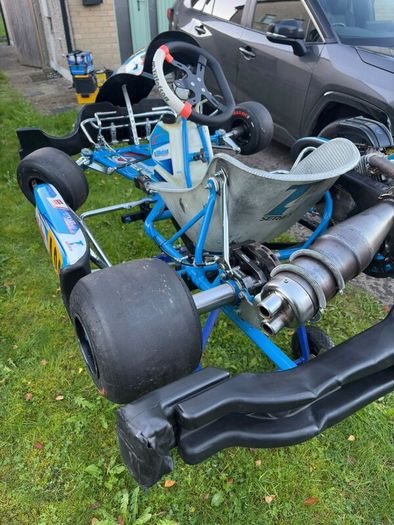 Tillotson T4 Kart