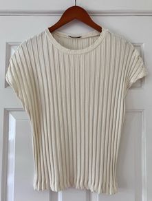 Size 16, Cream Cotton Mix Top by Zara