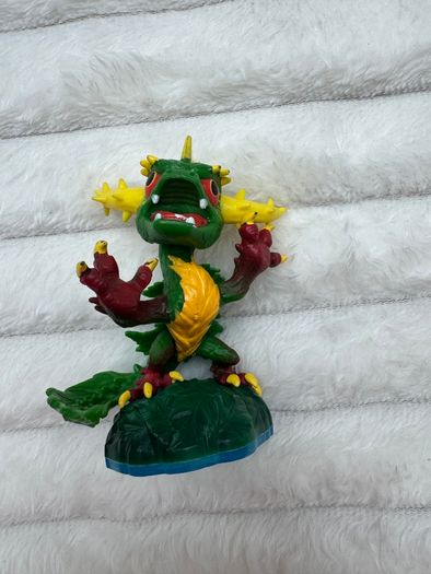 Skylanders Spyros Adventure Camo Activision Used Please see pictures
