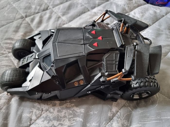 Batman tumbler batmobile Mattel 2005