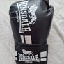 Lonsdale boxing gloves Size s/m black/white brand new Image 3