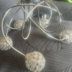 Ceiling pendant