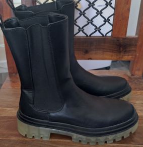 Chelsea type boots