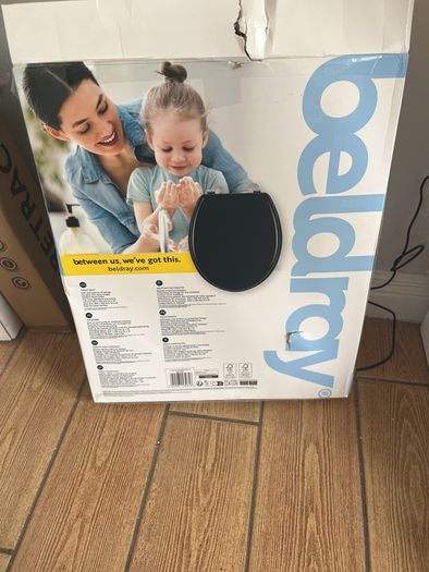 toilet seat