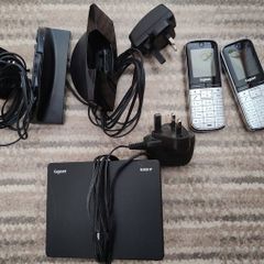 Siemens Gigaset N300IP and 2x Gigaset SL400