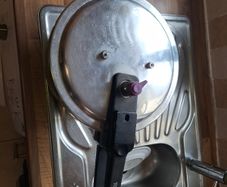 pressure cooker