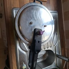 pressure cooker