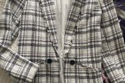 Blazer size 6-8 like new