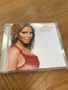 Toni Braxton - Snowflakes