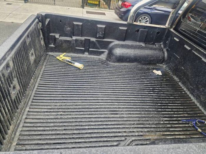 toyota hilux tub