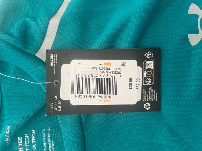 Under armour tshirt