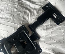 Tv bracket swivel