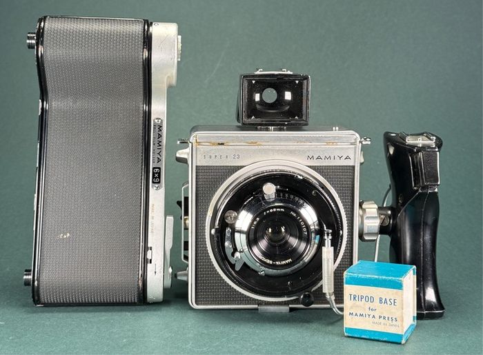 Mamiya Super 23 Press rangefinder camera 6x9