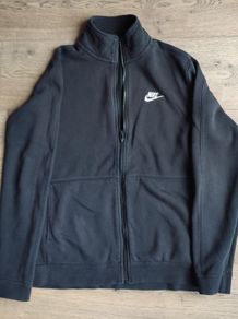 Nike full zip jumper size M