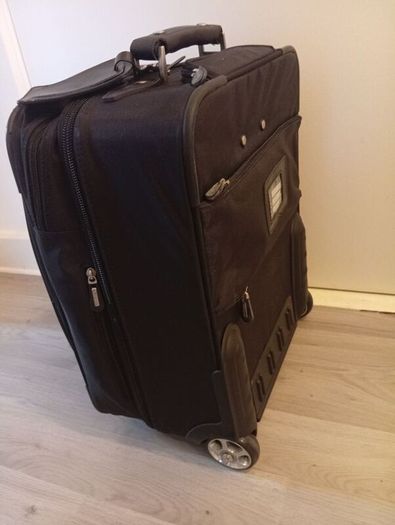 New Travel Business Language in the wheels