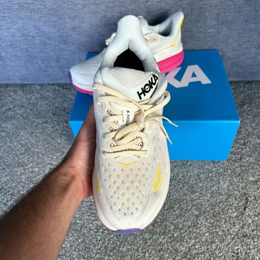 Hoka Clifton 9