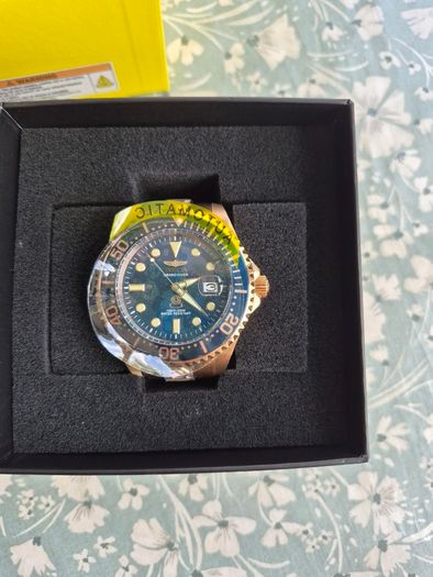 Invicta Grand Diver, new.