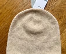 H&M Premium Cashmere Hat