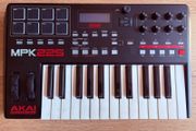 Akai MPK 225 midi controller