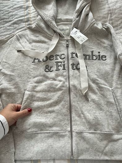 hoodie Abercrombie and Fitch size M 10-12 Brand New
