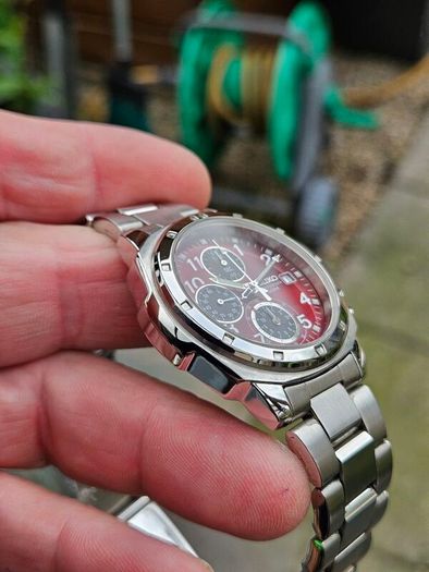 Watch Seiko Chronograph Panda.