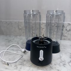 BlendnGo 2.0 Portable Blender with Extra Cup
