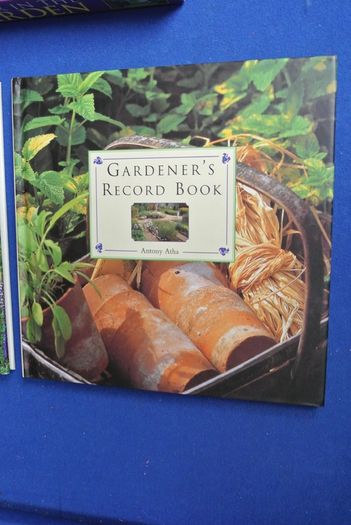 Antony Atha - A Year In The Garden - A Record Book Of Seasonal Garden Tasks & A Volume Of Garden Tips & Wisdom - In A Lovely Book Sleeve.
