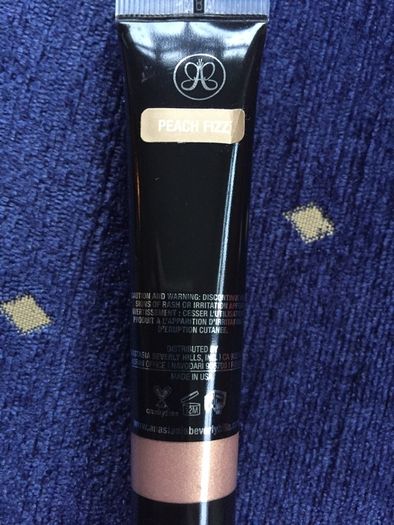 Anastasia Beverly Hills Liquid Glow highlighter