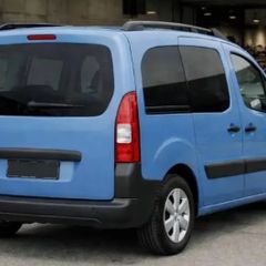2019 Peugeot partner rear window original tinted