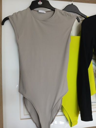 Zara Bodysuit bundle x 3  Excellent new condition