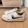 nike shoes Image 3