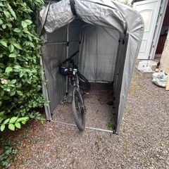 Garden storage for 2 bikes