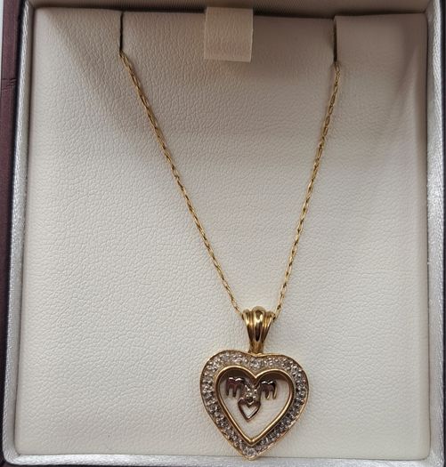 9ct yellow gold  diamond necklace