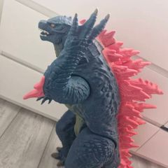 Extra large godzilla